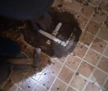桥东卫生间漏水维修公司为您分享下卫生间渗水如何处理及注意事项