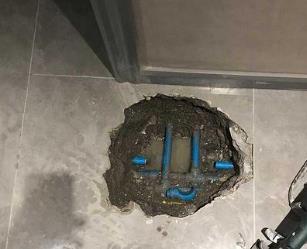 桥东阳台漏水维修公司分享下暖气管道漏水的原因有哪些